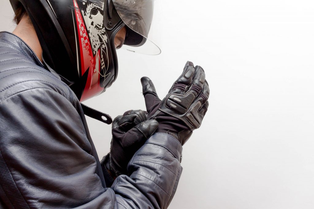 six quick checks before riding a motorcycle, your gear