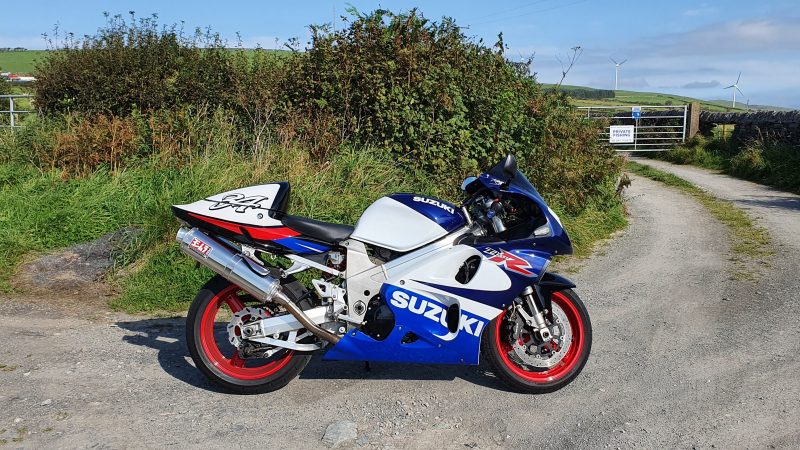 1998–2003 Suzuki TL1000R Review — Specs, Rotary Damper Issues & Buying Guide