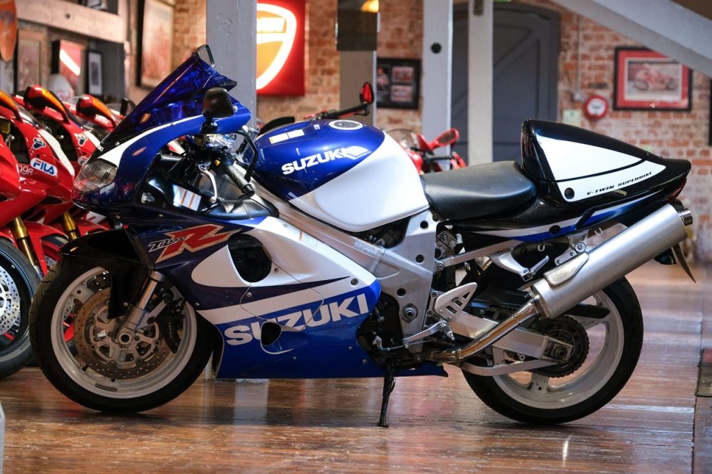 Top 10 Bargain Superbikes from the 2000s (2025 UK Guide) 8